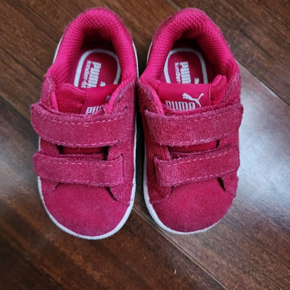 PUMA "Kinder-Fit" Suede 2 Straps Sneaker - Picture 3 of 4